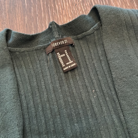 🟣 GREEN MID LENGTH RIBBED CARDIGAN SIZE MEDIUM - Picture 2 of 6